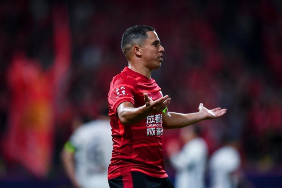 2026世界杯app下载-无解世界波！罗慕洛角球破门，破149天球荒，媒体人集体狂赞